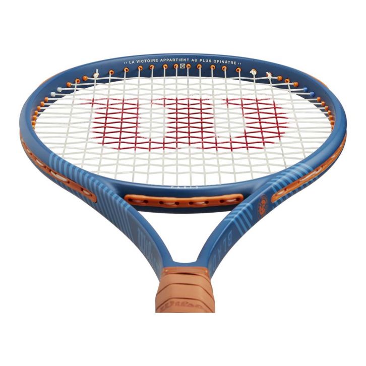 Wilson Blade 98 16x19 V9 Roland Garros 2024 (305g) Racket